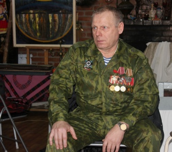 В ДХШ состоялась встреча учеников с героем Афганистана.